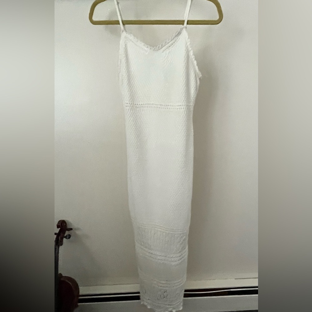 Freshman White Midi crochet Dress